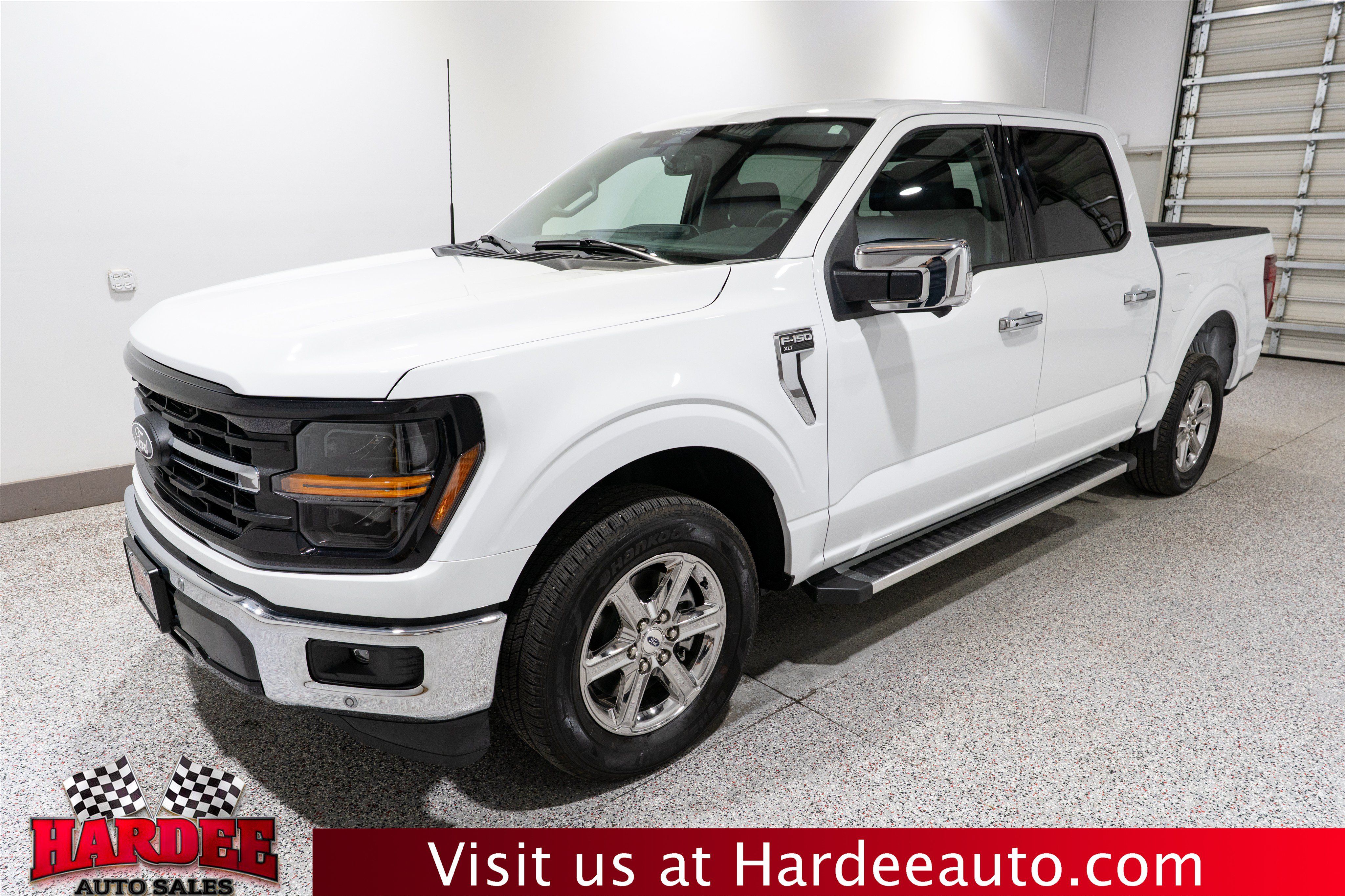 Used 2025 Ford F150 XLT w/ Equipment Group 302A MID RWD image 2