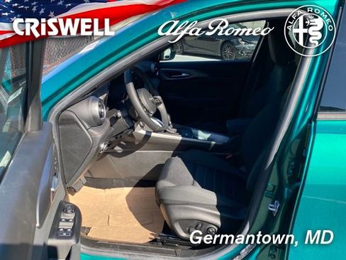 Used 2024 Alfa Romeo Tonale Ti image 19
