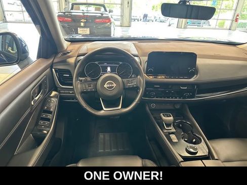 Used 2023 Nissan Rogue SL w/ SL Premium Package AWD/4WD image 2