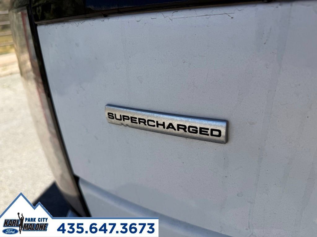 Used 2017 Land Rover Range Rover Supercharged AWD/4WD image 10