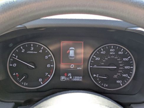 Used 2024 Subaru Crosstrek 2.0i Premium image 7