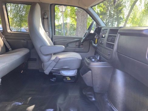 Used 2014 Chevrolet Express 3500 LS RWD image 14