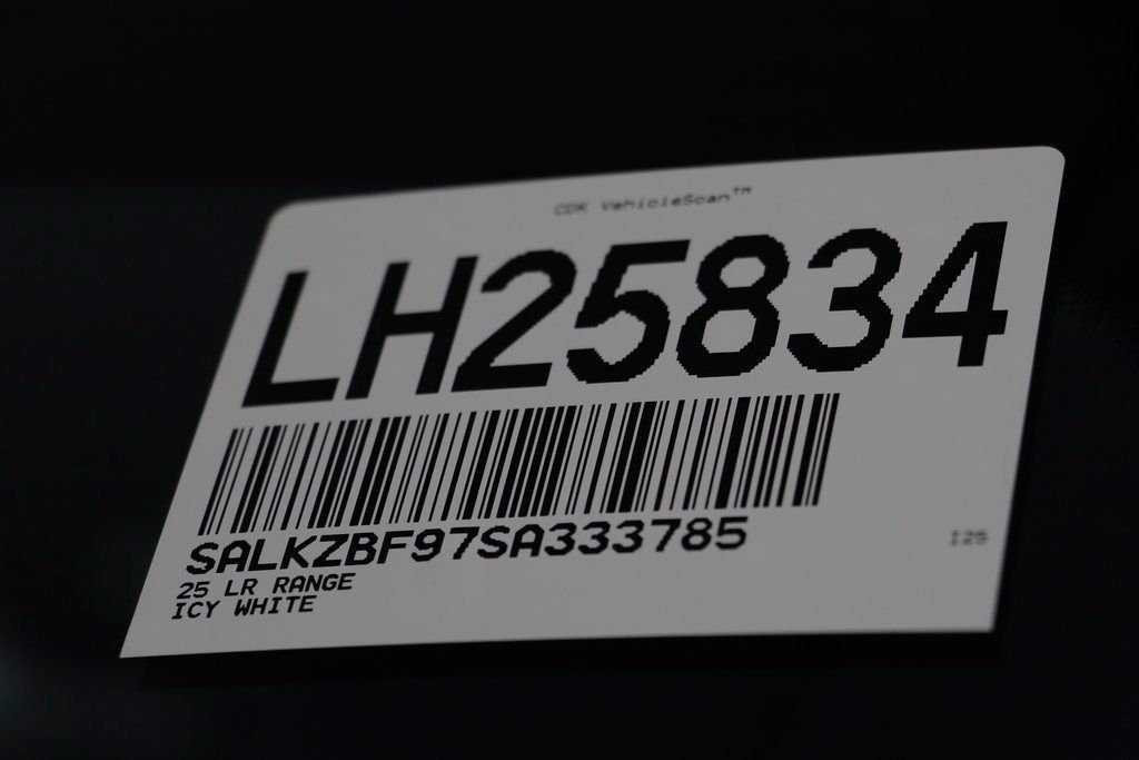 New 2025 Land Rover Range Rover SV AWD/4WD image 31