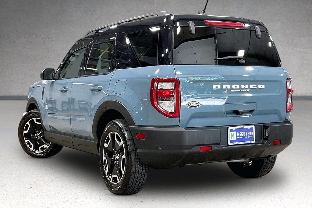Used 2021 Ford Bronco Sport Outer Banks AWD/4WD image 4