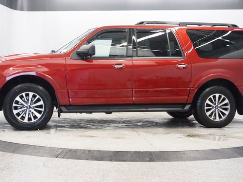 Used 2017 Ford Expedition EL XLT w/ Equipment Group 202A image 3