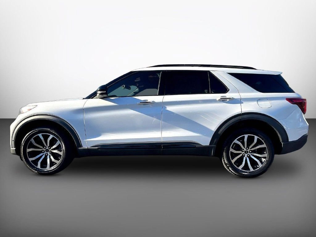 Used 2020 Ford Explorer ST w/ Premium Technology Package AWD/4WD image 4