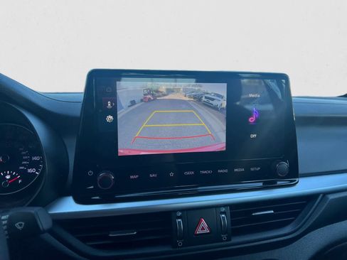 Certified 2024 Kia Forte GT-Line image 19