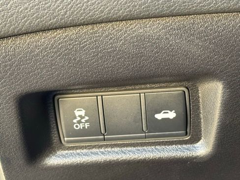 Used 2023 INFINITI Q50 Luxe image 30