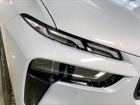 New 2026 BMW X7 xDrive40i w/ M Sport Package image 13