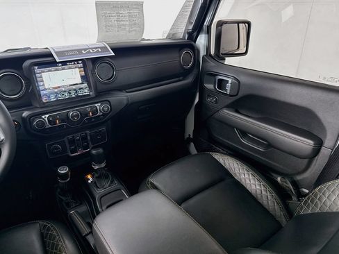 Used 2023 Jeep Wrangler Unlimited Sahara AWD/4WD image 27