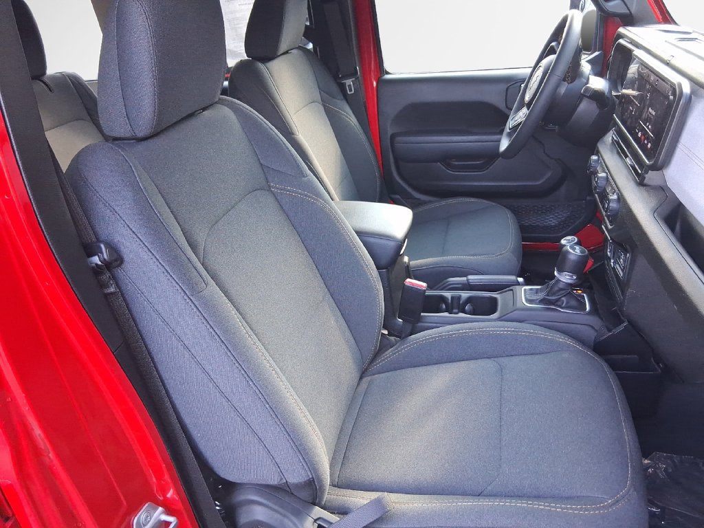 Used 2024 Jeep Wrangler Unlimited Sport AWD/4WD image 26