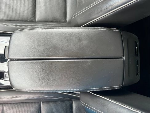 Used 2023 Buick Envision Essence AWD/4WD image 29