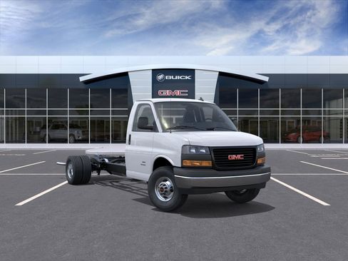 New 2025 GMC Savana 3500 Extended w/ Power Convenience Package RWD image 1