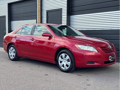 Used 2009 Toyota Camry LE image 12