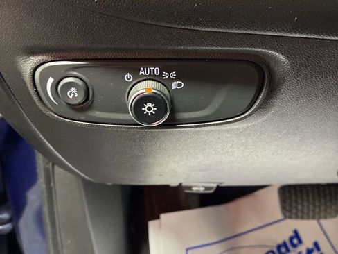 Used 2022 Chevrolet Equinox LT image 14