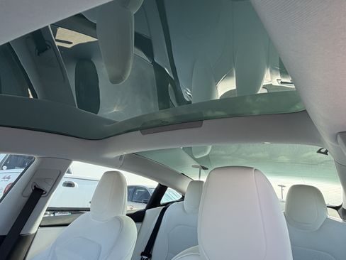 Used 2025 Tesla Model 3 Long Range RWD image 25