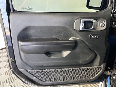 Used 2020 Jeep Gladiator Rubicon image 20