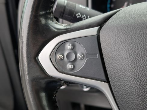 Used 2019 Chevrolet Colorado LT image 18