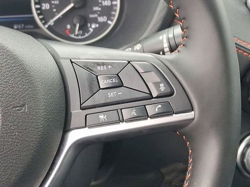 Used 2025 Nissan Sentra SR image 22