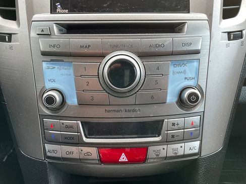 Used 2013 Subaru Outback 3.6R Limited w/ Special Appearance Pkg image 21