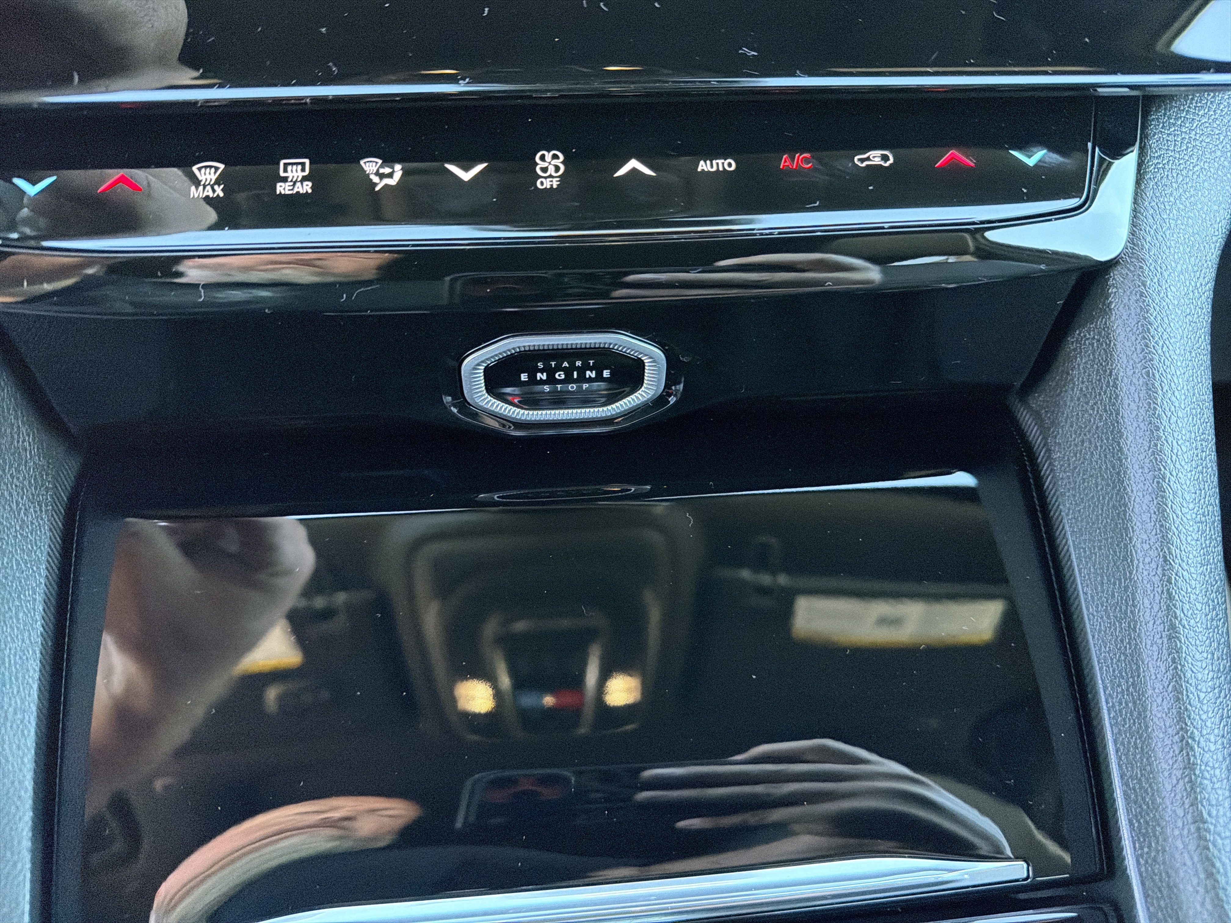 New 2027 Jeep Grand Cherokee Limited AWD/4WD image 22