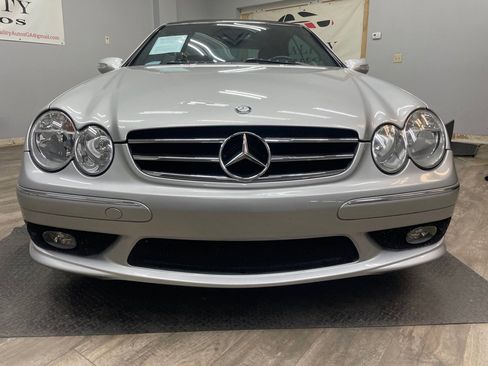 Used 2005 Mercedes-Benz CLK 55 AMG Cabriolet image 23