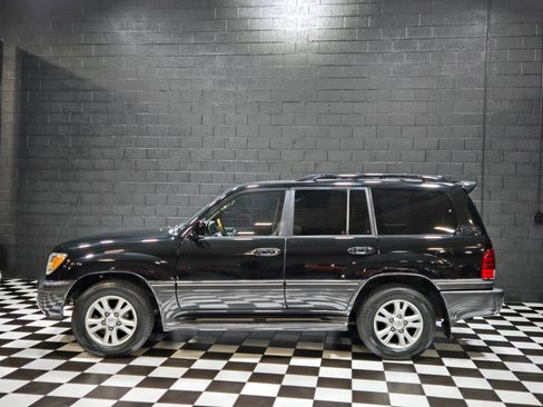 Used 2006 Lexus LX 470 4WD image 3