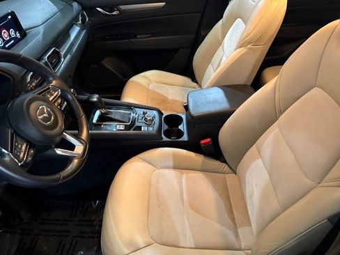 Used 2018 MAZDA CX-5 Touring w/ Preferred Equipment Package FWD image 11
