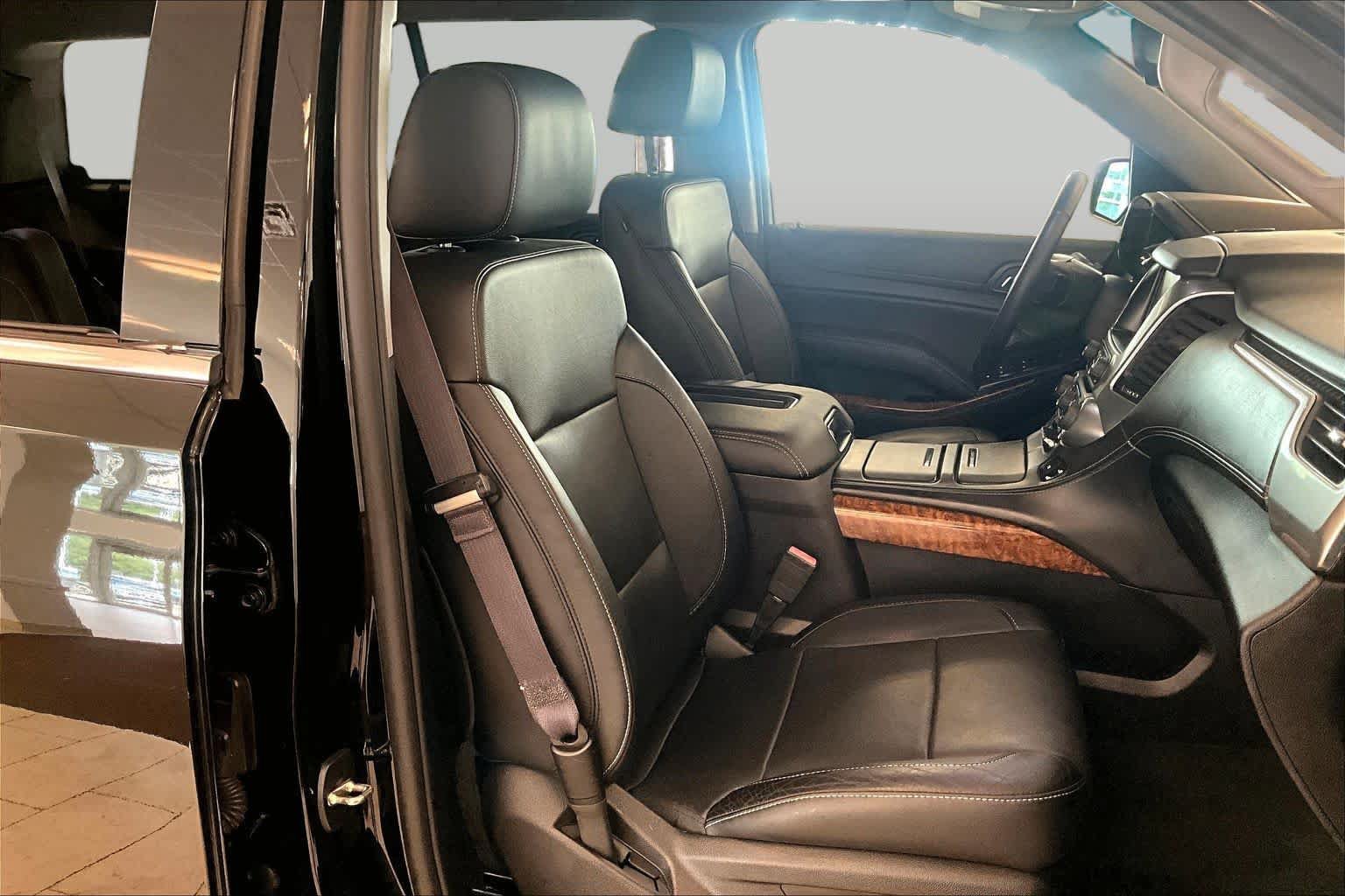 Used 2015 Chevrolet Tahoe LTZ RWD image 8