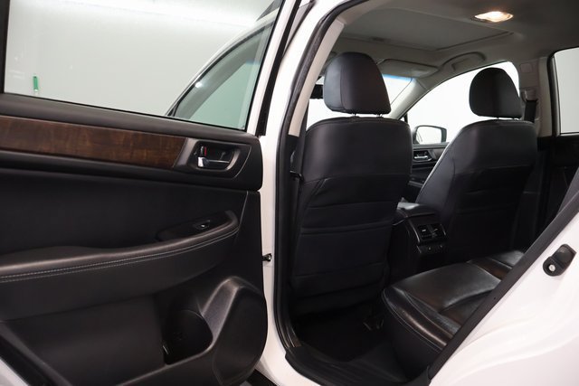 Used 2017 Subaru Outback 2.5i Limited AWD/4WD image 33