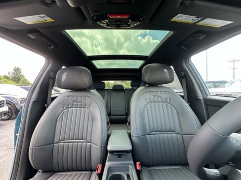 New 2027 Kia Seltos X-Line S w/ X-Line S Premium Package AWD/4WD image 23