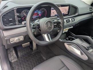 New 2026 Mercedes-Benz GLS 450 4MATIC video 3