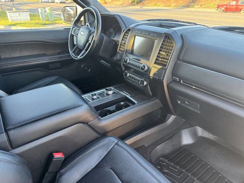 Used 2019 Ford Expedition Max Limited w/ Equipment Group 302A image 15