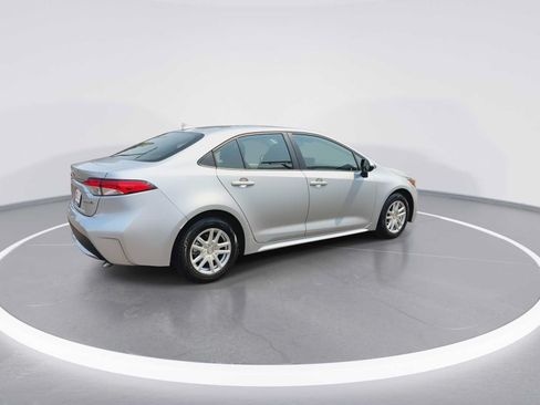 Certified 2022 Toyota Corolla LE FWD image 8