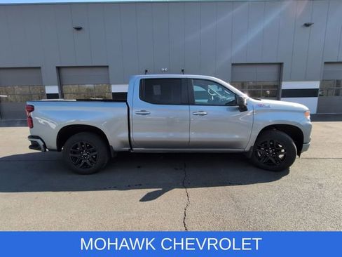Used 2025 Chevrolet Silverado 1500 RST image 6