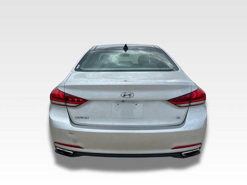 Used 2015 Hyundai Genesis 3.8 w/ Option Group 02 RWD image 6