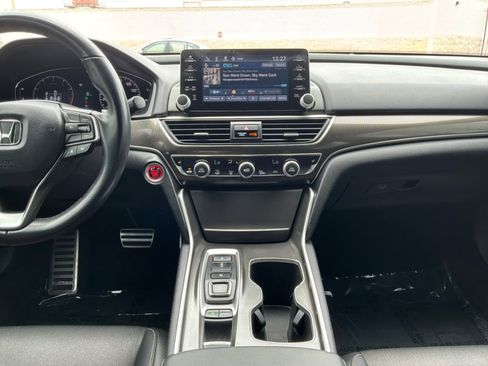 Used 2022 Honda Accord Sport image 14