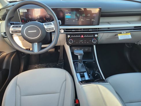 New 2026 Hyundai Tucson SEL image 11