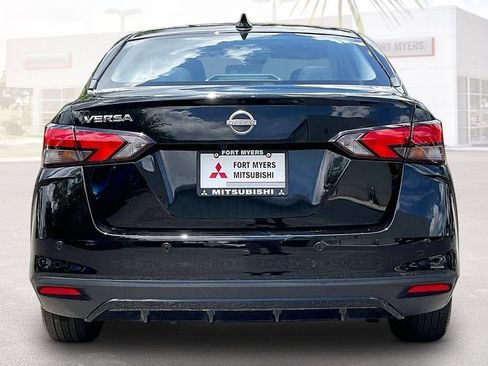 Used 2025 Nissan Versa SV FWD image 16
