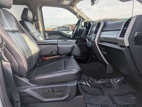 Used 2021 Ford F350 Lariat w/ Lariat Ultimate Package image 32