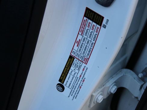 Certified 2024 Nissan Pathfinder SV image 31