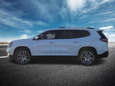 New 2026 GMC Acadia Denali Ultimate w/ LPO, Floor Liner Package AWD/4WD image 22