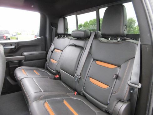 Used 2022 GMC Sierra 1500 AT4 w/ AT4 Carbonpro Edition AWD/4WD image 24