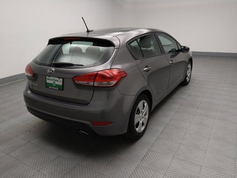 Used 2016 Kia Forte LX image 9