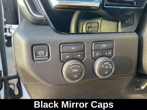 Used 2025 Chevrolet Silverado 2500 LT w/ Convenience Package image 36