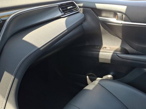 Used 2024 Toyota Camry SE w/ Convenience Package FWD image 30
