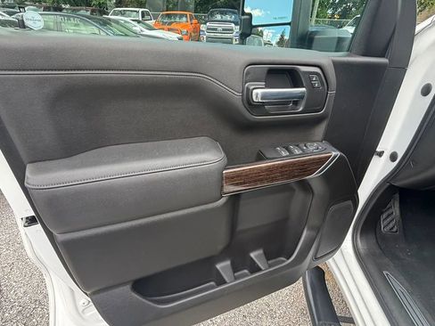Used 2021 GMC Sierra 1500 Elevation w/ X31 Off-Road Package AWD/4WD image 11