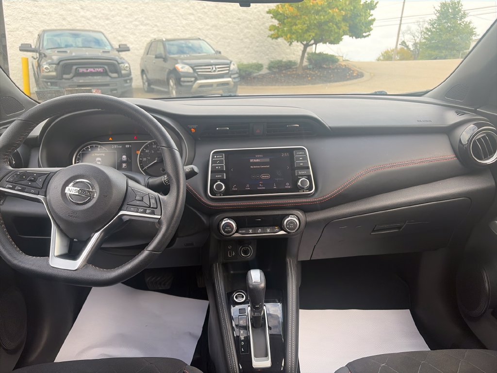 Used 2019 Nissan Kicks SR FWD image 13