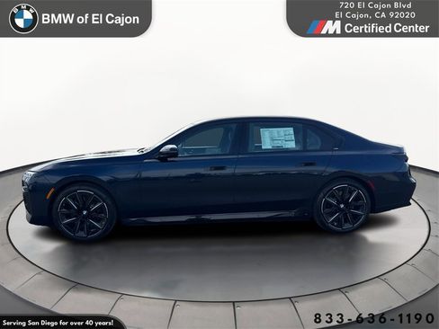 New 2025 BMW i7 xDrive60 image 8