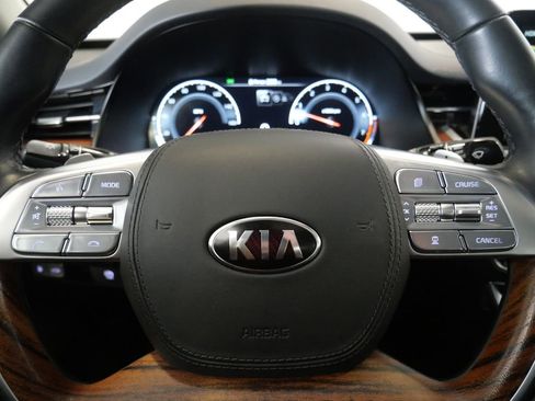 Used 2019 Kia K900 Luxury w/ VIP Package AWD/4WD image 18